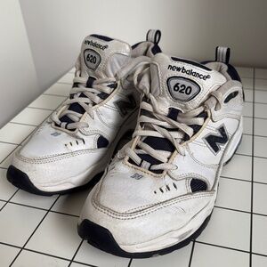 Vintage New Balance 620 Shoes 25.5cm EU 40 US8.5
Women’s white blue